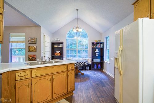330 Grove Ct, Mcdonough, GA 30252-3935