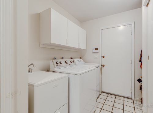 1020 Summit Dr, Bannockburn IL  60015-1823 exterior