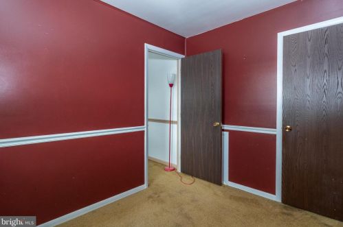 1081 Monticello Ln, Lancaster PA  17603-9410 exterior