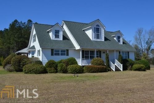 611 Watermelon Rd, Tennille, GA 31089