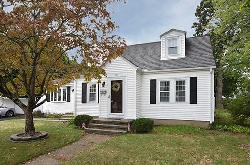 105 Nolbeth Dr, Warwick, RI 02888-1713