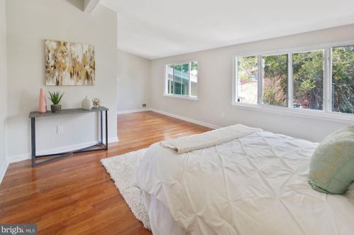 11413 Fairoak Dr, Silver Spring MD 20902-3137 exterior