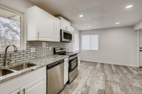 1260 Myrtle St, Denver CO  80601-1835 exterior