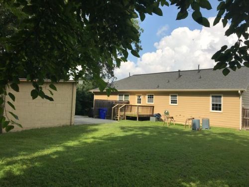 1052 Glade St, Conyers, GA 30012-4430