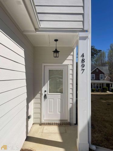 4897 Heritage Cir, Atlanta GA  30349-1981 exterior