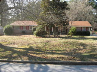 3297 Georgian Woods Cir, Decatur, GA 30034-5106