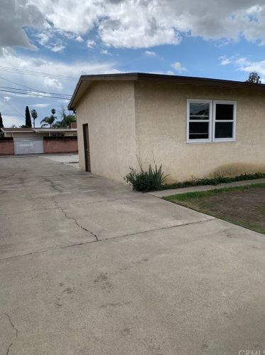 10272 Chapman Ave, Garden Grove, CA 92840-2945