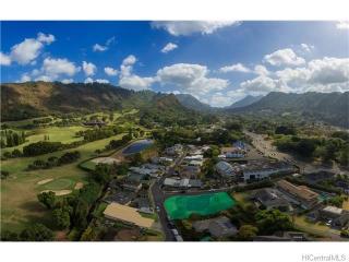 29 Ahipuu St, Honolulu, HI 96817-1406