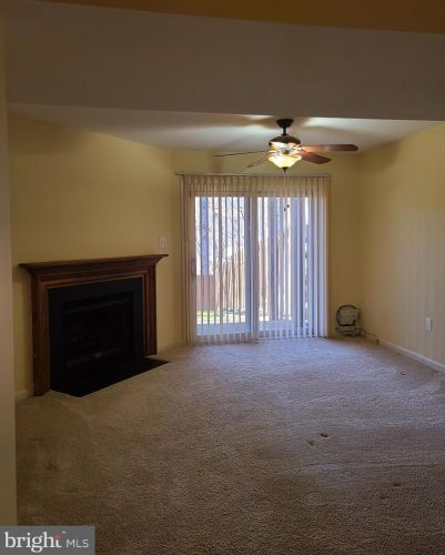 7922 Pebble Brk Ct, Springfield VA  22153-2619 exterior