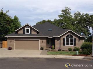 915 Southwater Dr, Roseburg OR  97471-6169 exterior