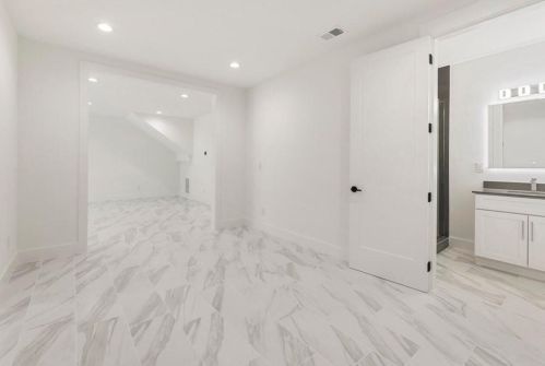 2374 Logan Cir, Atlanta GA  30318-2855 exterior