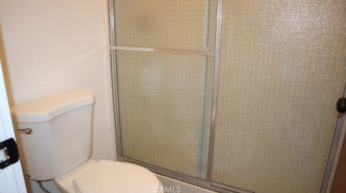 3345 Country Club Dr, Glendale CA  91208-1717 exterior