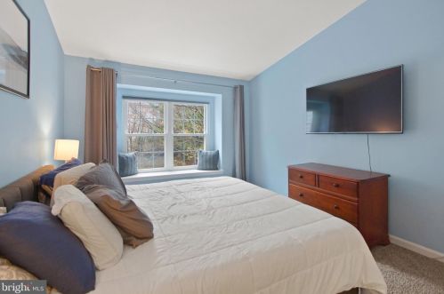 1653 Hugo Cir, Silver Spring MD  20906-5922 exterior