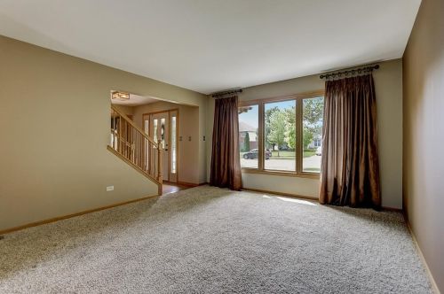 9024 Liscanor Ave, Mokena, IL 60448-9024