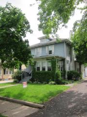 210 Main St, Crown Point IN  46307-4098 exterior