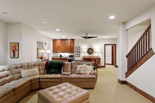 2165 Charlton Rd, Saint Paul MN  55118-4738 exterior