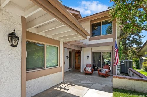 602 Via Zapata, Riverside CA  92507-6424 exterior