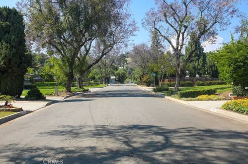9840 Corella Ave, Whittier CA  90603-1732 exterior