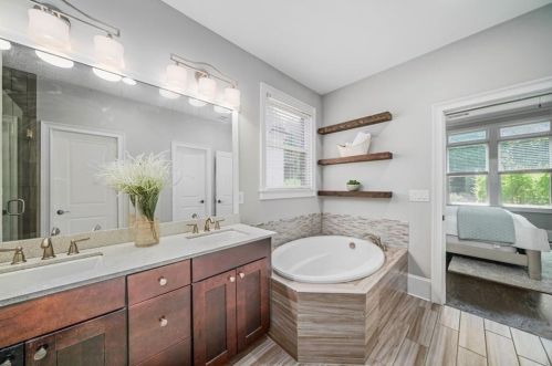 3496 Brookleigh Ln, Atlanta GA  30319-2218 exterior