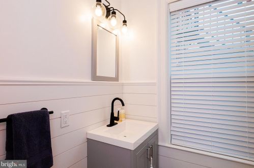 554 Spruce St, Lancaster PA  17603-3353 exterior