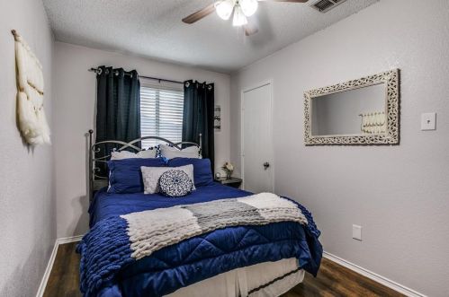 5729 Stone Mdw Ln, Fort Worth TX  76179-3739 exterior