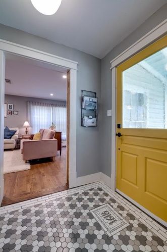 1618 6th Ave, Fort Worth, TX 76104-4331