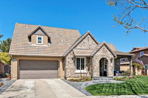 31 Christopher St, San Juan Capistrano, CA 92694-1527