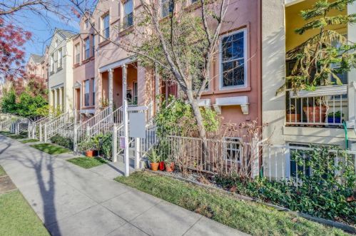 155 Pacchetti Way, Mountain View, CA 94040-1238