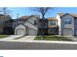 393 Inverness Ct, Mount Laurel, NJ 08054-3726