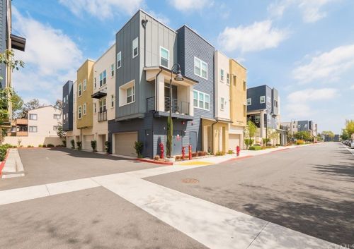 1440 Harbor Blvd, Santa Ana CA  92703-1305 exterior