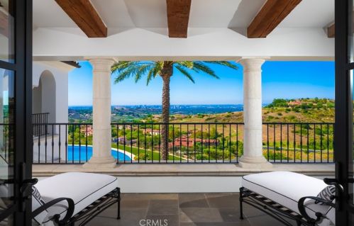 20 Black Falcon, Irvine CA  92603-0420 exterior