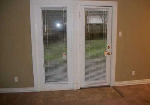 2607 Cockburn Dr, Austin TX  78745-4340 exterior