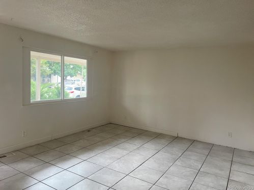 15004 Maxwell Pl, Denver CO  80239-3894 exterior