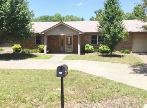 101 Howard St, Roland, OK 74954-5183
