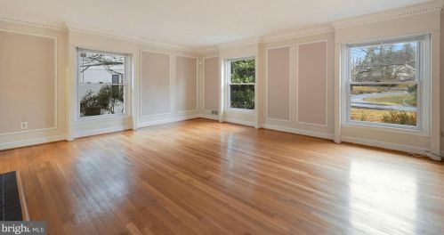 13908 Gate Dr, Silver Spring MD 20906-2208 exterior