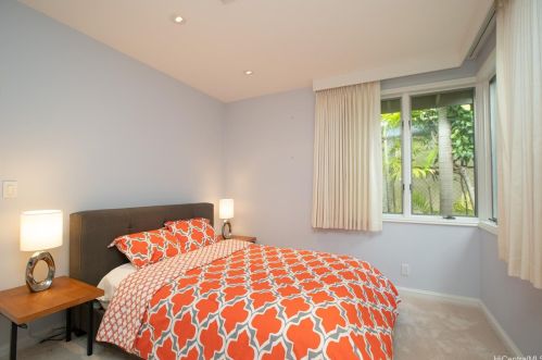 4463 Aukai Ave, Honolulu HI  96816-5209 exterior