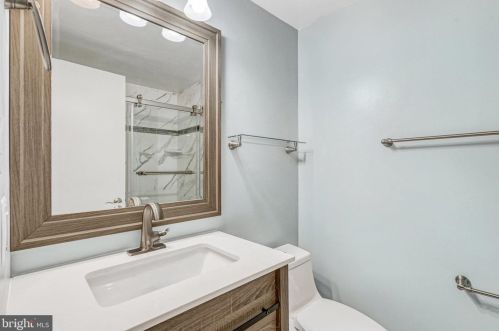 9919 Coffer Woods Rd, Springfield VA  22015-2903 exterior