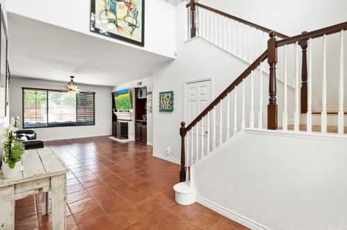 31557 Royal Oaks Dr, Temecula, CA 92591-7932