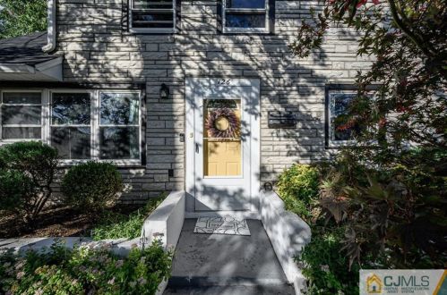 126 Park Ave, Iselin, NJ 08830-2303