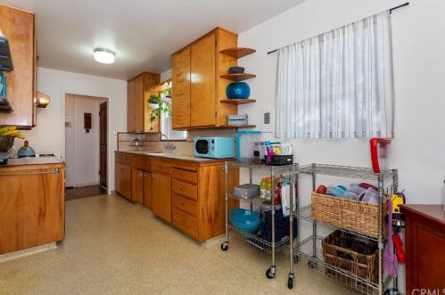 3656 Harding St, Riverside CA  92506-2621 exterior