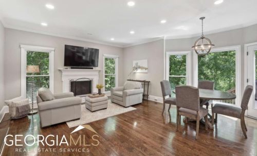 280 Cameron Ridge Dr, Atlanta GA  30328-4709 exterior