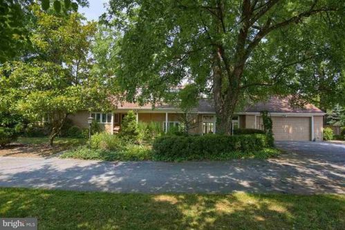 4219 Orchard Hill Rd, Harrisburg, PA 17110-3327