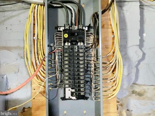 1315 Broadway, Hanover PA 17331-2507 exterior