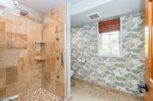 141 Glenside Ave, Scotch Plains NJ  07076-1528 exterior