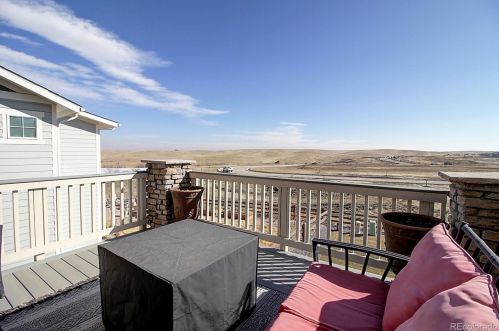 27701 Lakeview Dr, Aurora CO 80016 exterior