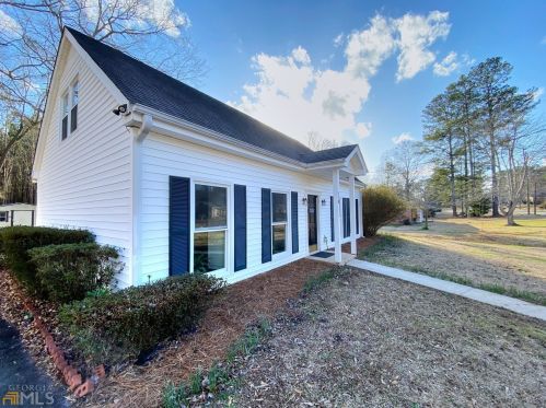 210 Avondale Dr, Lagrange, GA 30241-1826