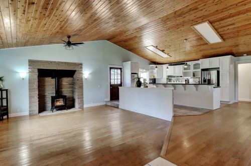 13769 Greenhorn Rd, Grass Valley, CA 95945-9337