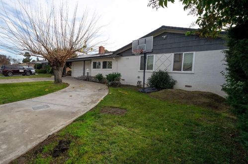 204 Swain Rd, Stockton, CA 95207-4347