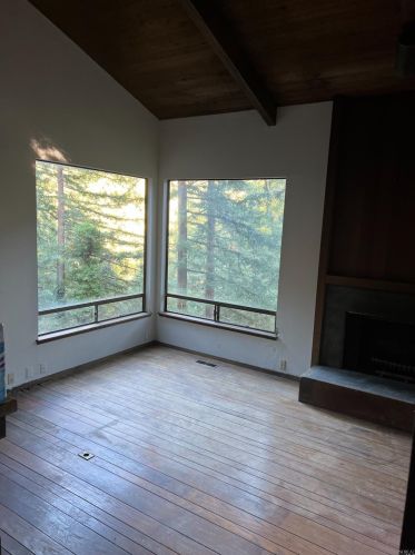 4 Marsh Dr, Mill Valley, CA 94941-1022