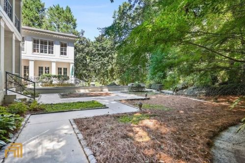 3281 Habersham Rd, Atlanta GA 30305-1170 exterior